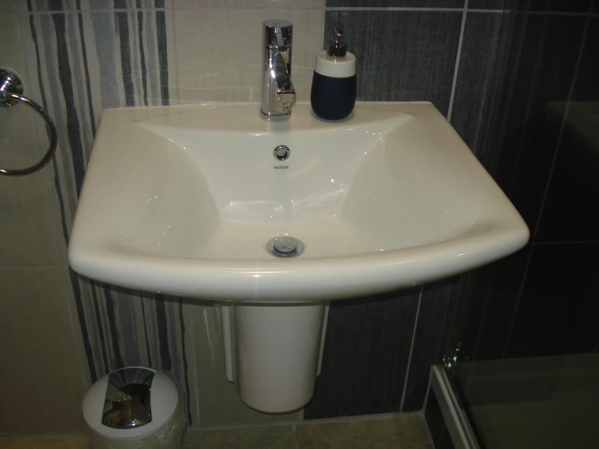 Eszter Apartman Eger Extérieur photo